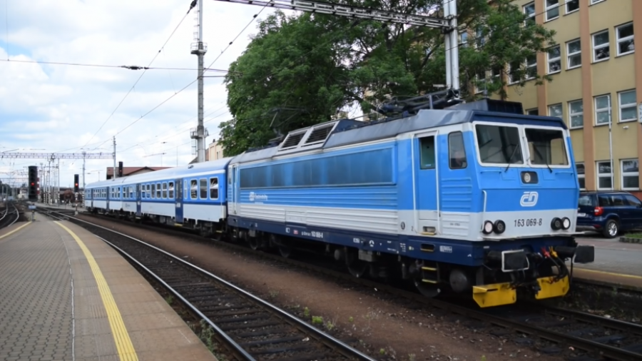 163 069-8